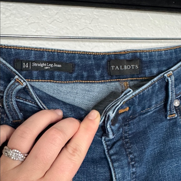 Talbots High Rise Straight Leg Curvy Sz 14 Dark Wash Normcore Staple Capsule - Picture 3 of 6